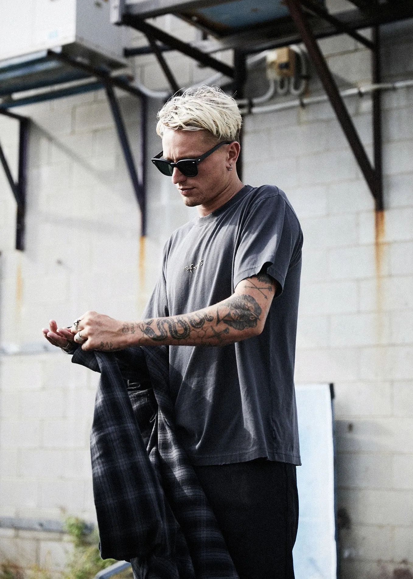 Afends Mens 1995 - Retro Fit Tee