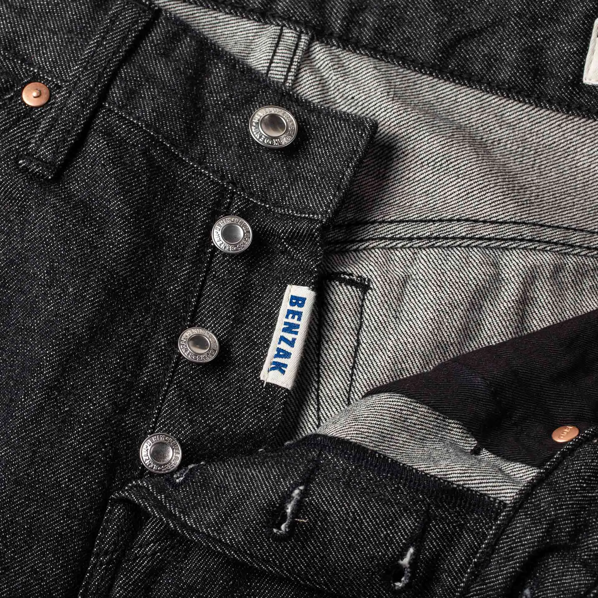 B-04 RELAXED TAPERED 14 oz. selvedge colour denim / black