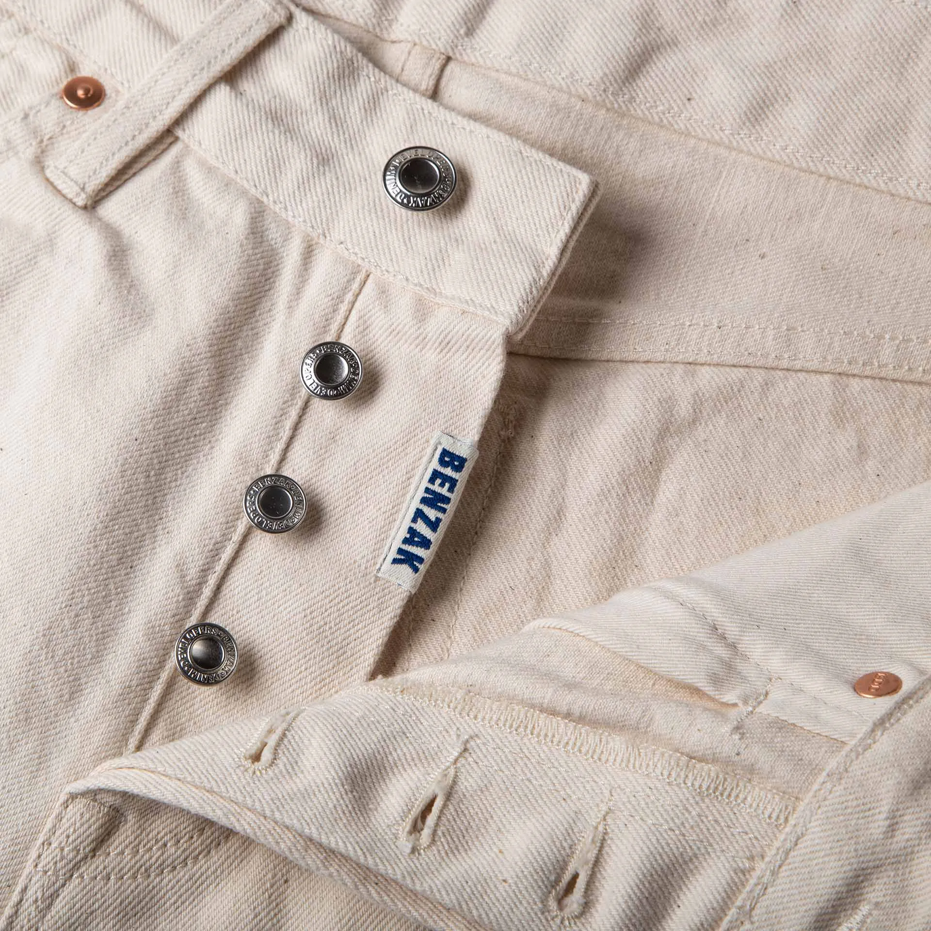 B-04 RELAXED TAPERED 14 oz. selvedge colour denim / ecru
