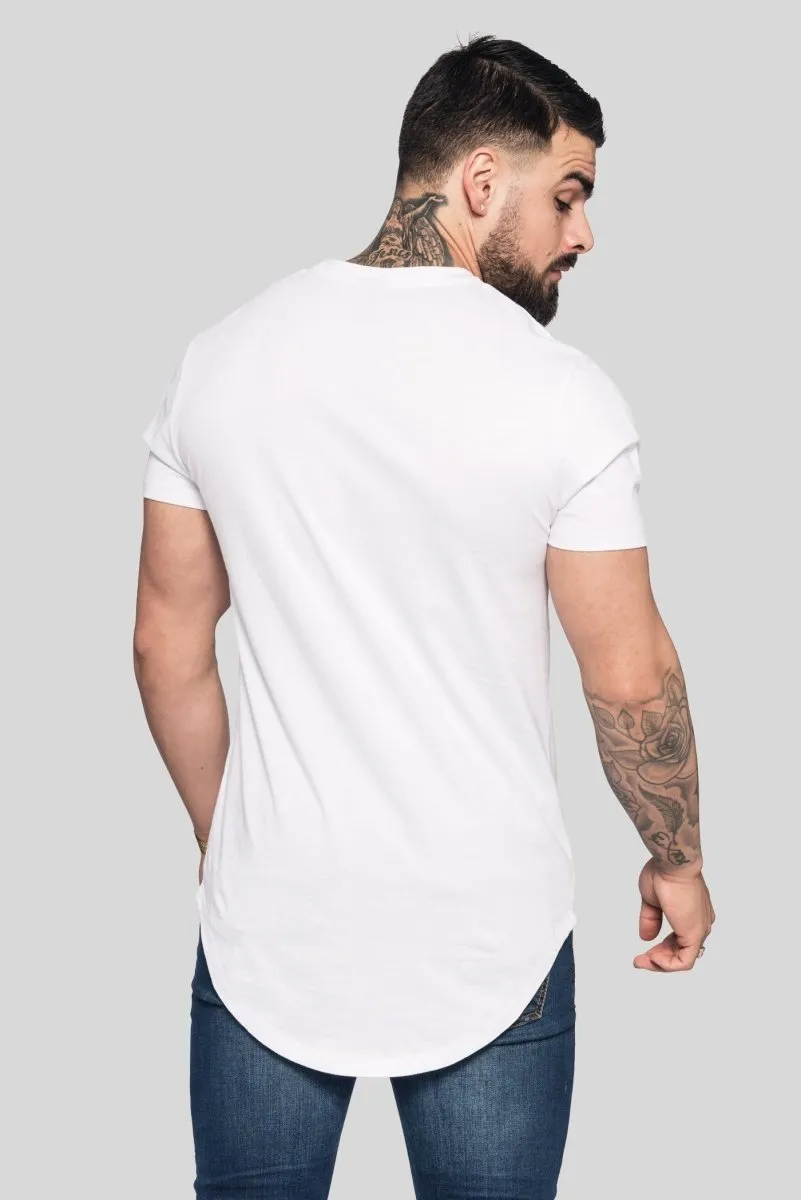 Basic Fate Curved Hem T-Shirt