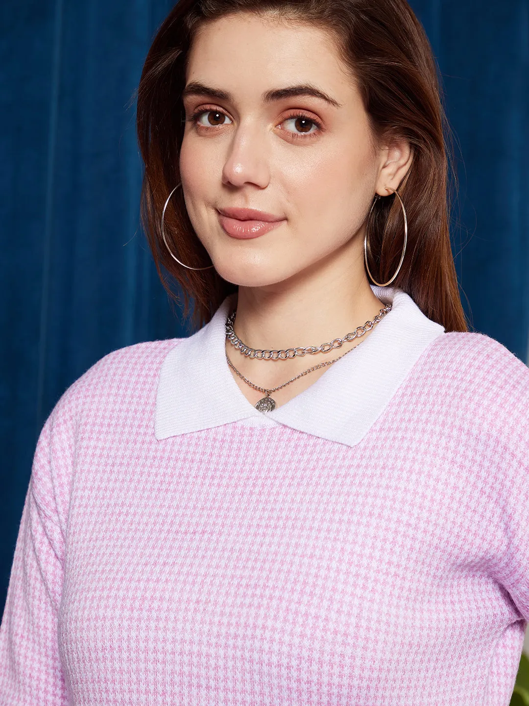 Berrylush Women Purple & White Houndstooth Printed Contrast Collar Neck Drop-Shoulder Sleeves Ribbed Hem Regular Sweater