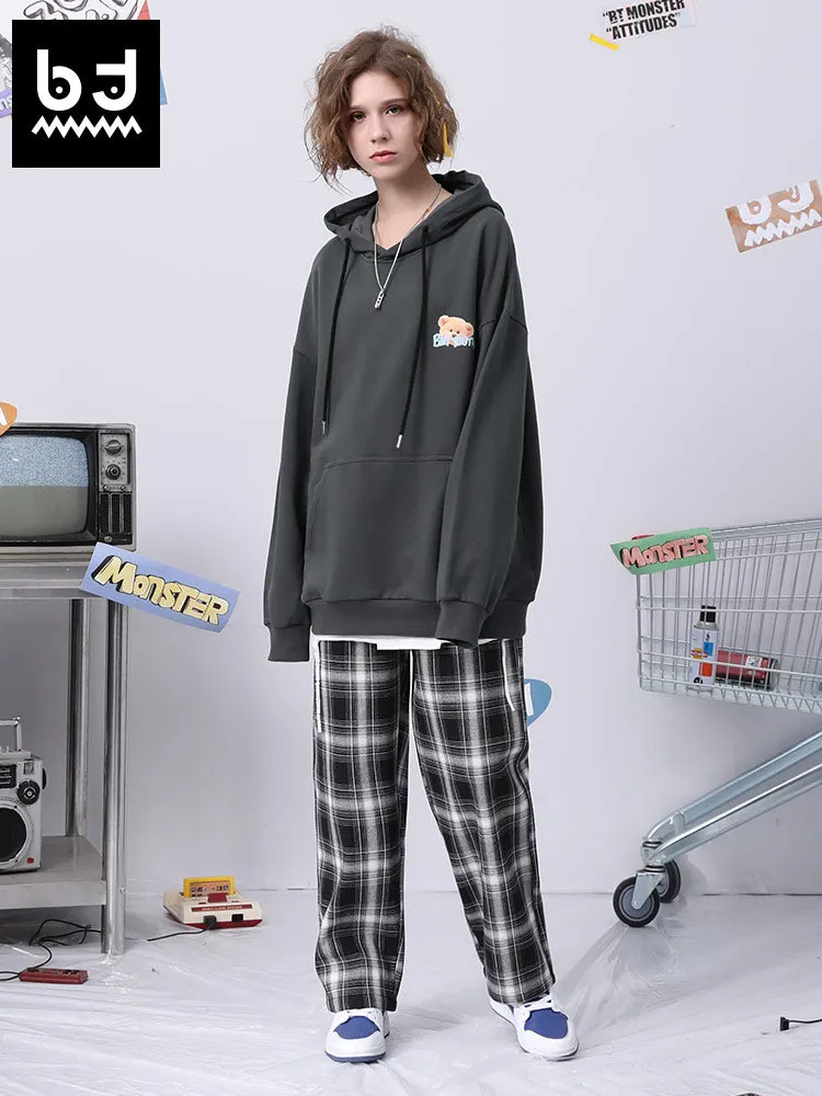 Cotton bear print hoodie with rotator cuff and kangaroo hood
