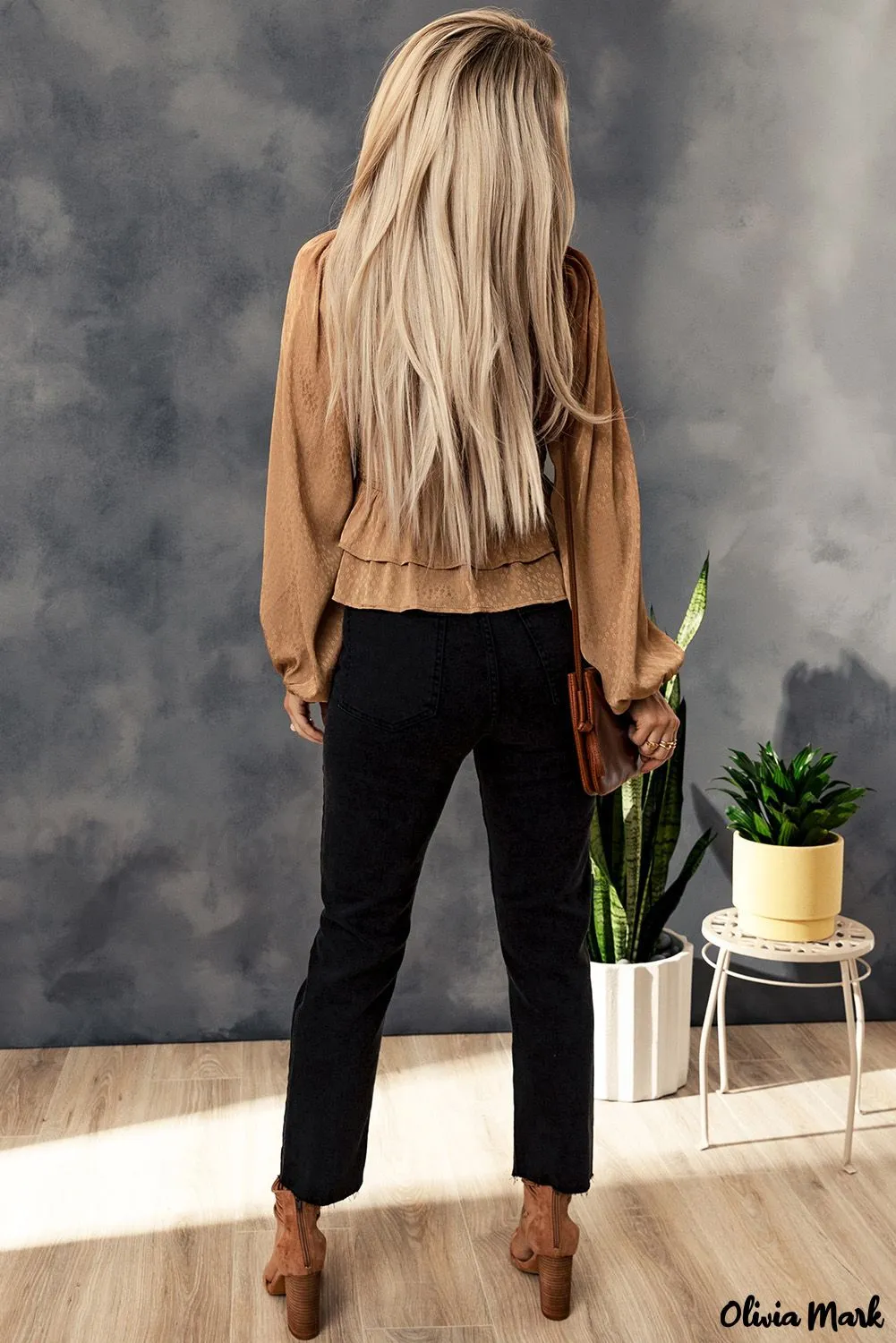 Deanwangkt - Brown Floral Ruched Ruffle Square Neck Blouse