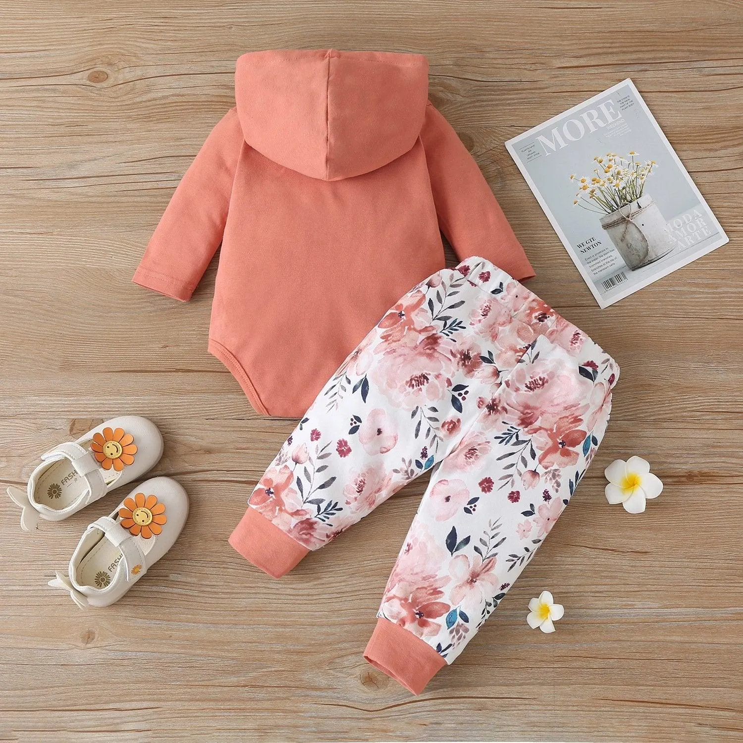 Shattered flowers Baby Girls Long Sleeve Hooded Romper and Pants baby clothing suppliers
