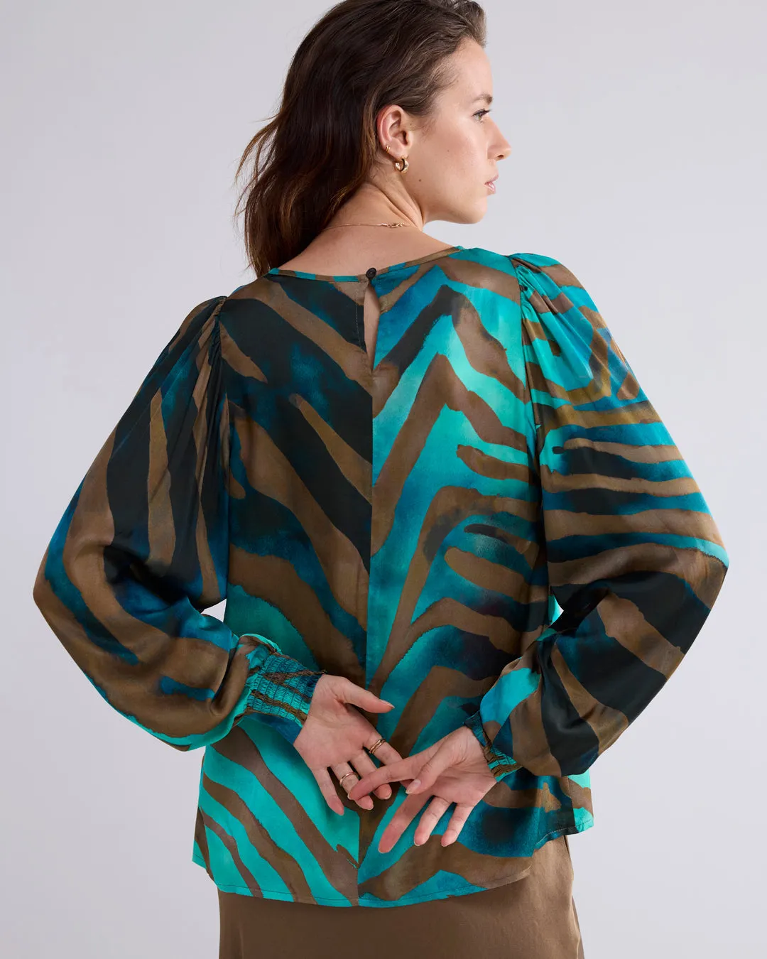 Summum Green Printed Boatneck Top