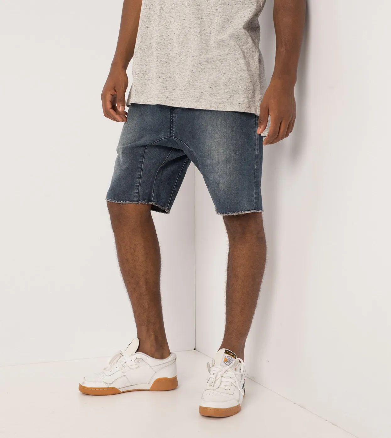 Sureshot Short Deep Dark - Sale