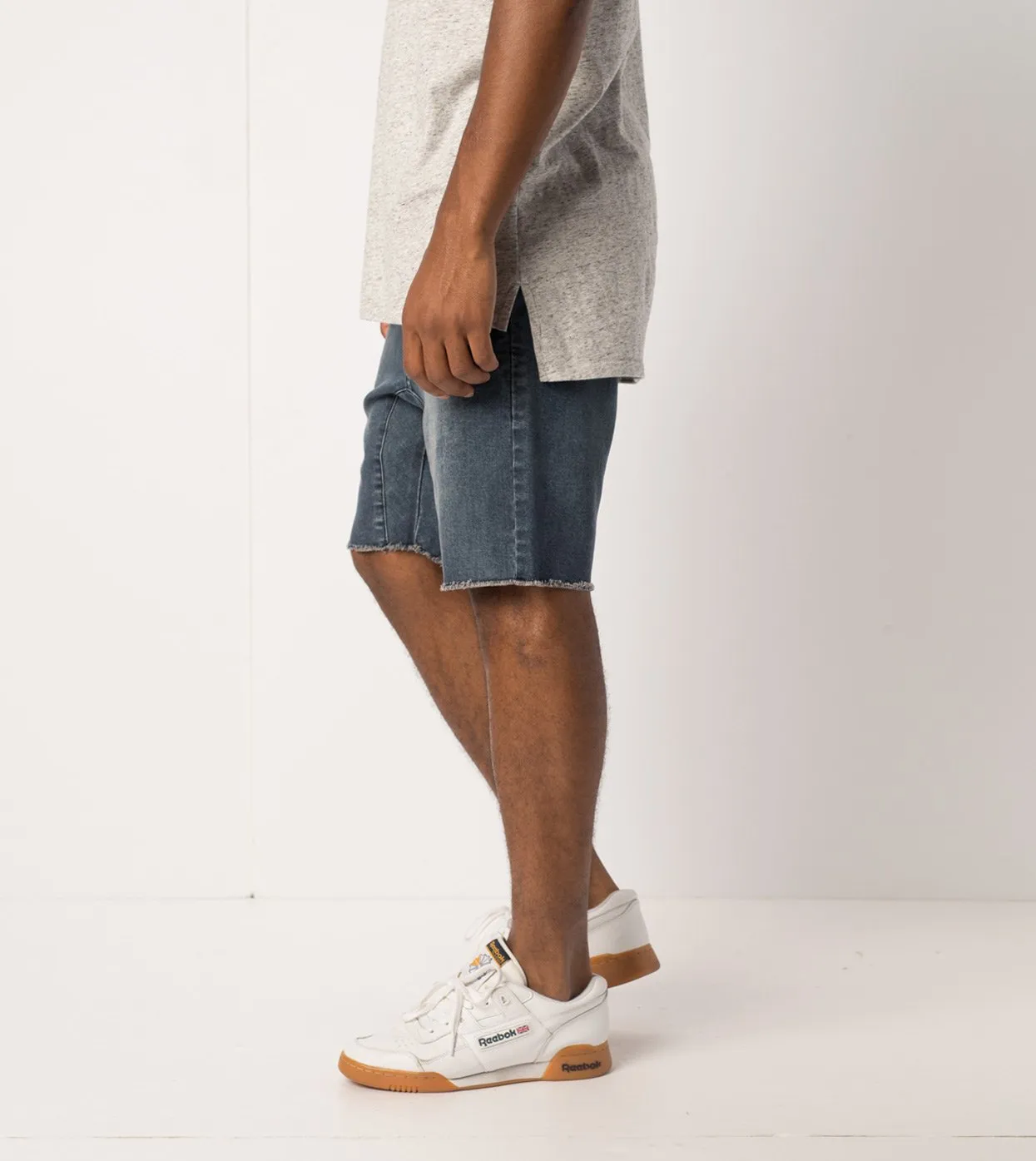 Sureshot Short Deep Dark - Sale